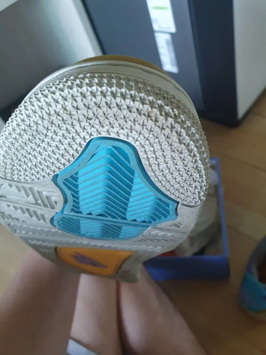 thumbnail-4